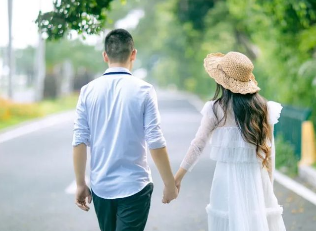 广州调查公司电话：打算离婚的女人该做哪些准备